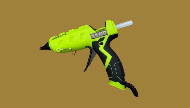 What Should Be Used to Screw on Broadheads - hot glue